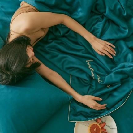 91家纺网 家纺一手货源 找家纺 丽笙 2021新款60兰精天丝素色刺绣系列夏被 琥珀绿