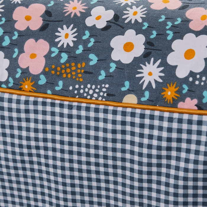 91家纺网 家纺一手货源 找家纺 十个点 2021新款弯边床裙 轻舞含香-蓝