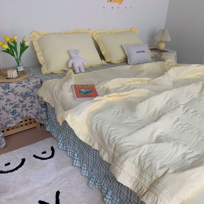 91家纺网 家纺一手货源 找家纺 六巷胡同ins格子混搭雪纺纱夏被四件套 奶黄混搭韩国小绿格