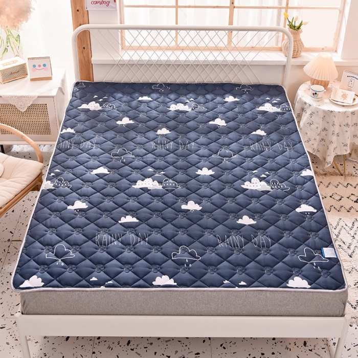 91家纺网 家纺一手货源 找家纺 寐珂 2025新款全棉大豆纤维床垫薄款 漫步云端