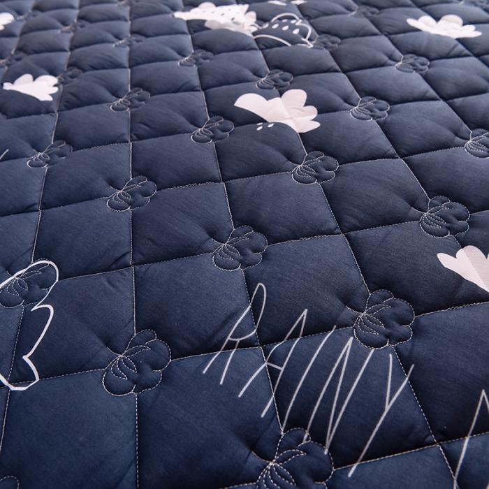 91家纺网 家纺一手货源 找家纺 寐珂 2025新款全棉大豆纤维床垫薄款 漫步云端