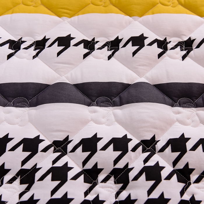 91家纺网 家纺一手货源 找家纺 寐珂 2025新款全棉大豆纤维床垫薄款 千鸟格调