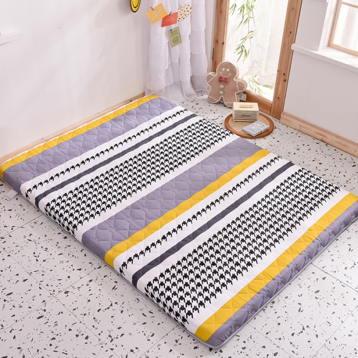 91家纺网 家纺一手货源 找家纺 寐珂 2025新款全棉大豆纤维床垫厚款 千鸟格调