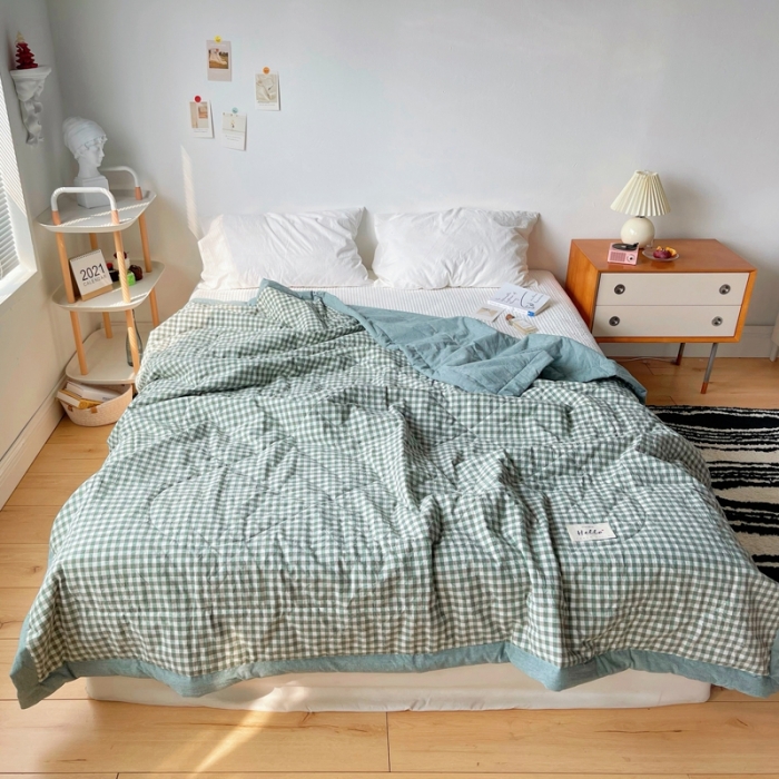 91家纺网 家纺一手货源 找家纺 尚品本色 2023新款水洗棉夏被 草绿小格