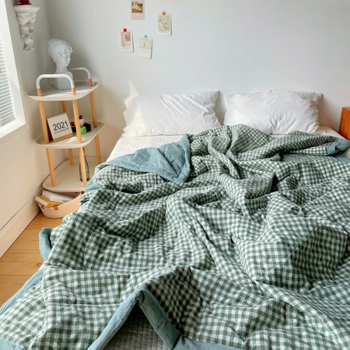 91家纺网 家纺一手货源 找家纺 尚品本色 2023新款水洗棉夏被 草绿小格