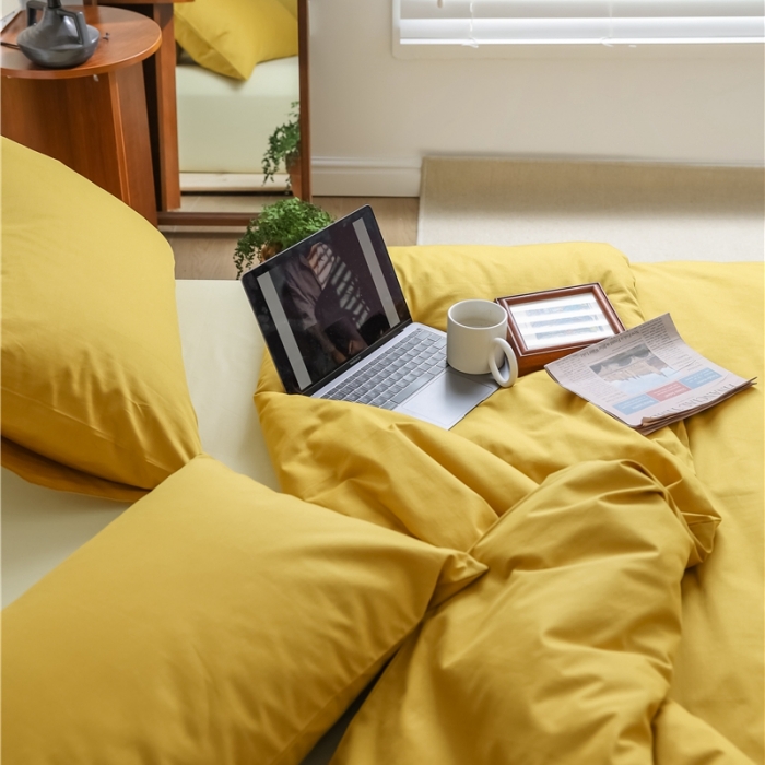 91家纺网 家纺一手货源 找家纺 棉眠 2021新款全棉纯色撞色新款四件套-棚拍图姜黄+小鸡黄