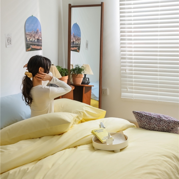 91家纺网 家纺一手货源 找家纺 棉眠 2021新款全棉纯色撞色新款四件套-棚拍图小鸡黄+亮黄