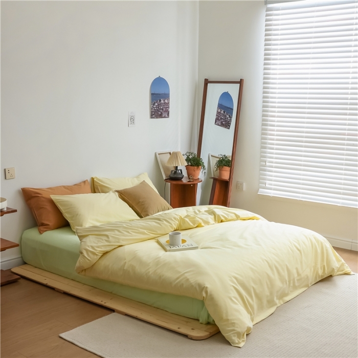 91家纺网 家纺一手货源 找家纺 棉眠2021新款全棉纯色撞色新款四件套-棚拍图小鸡黄+青草绿