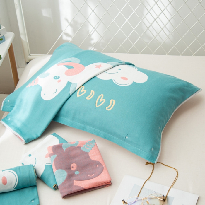 91家纺网 家纺一手货源 找家纺 朴尔新款卡通AB组合全棉四层纱布枕巾一对 云朵飞马-绿