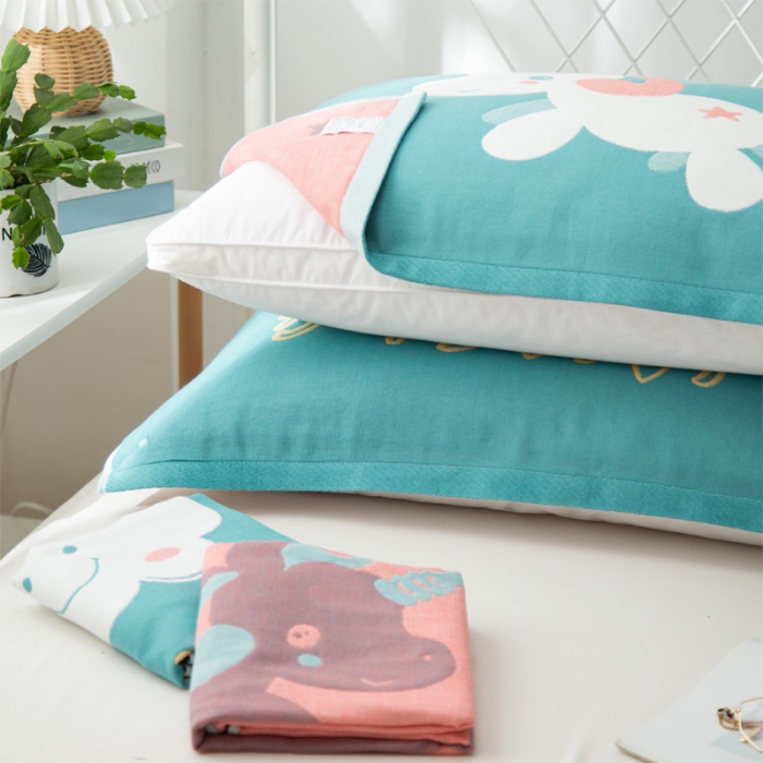 91家纺网 家纺一手货源 找家纺 朴尔新款卡通AB组合全棉四层纱布枕巾一对 云朵飞马-绿