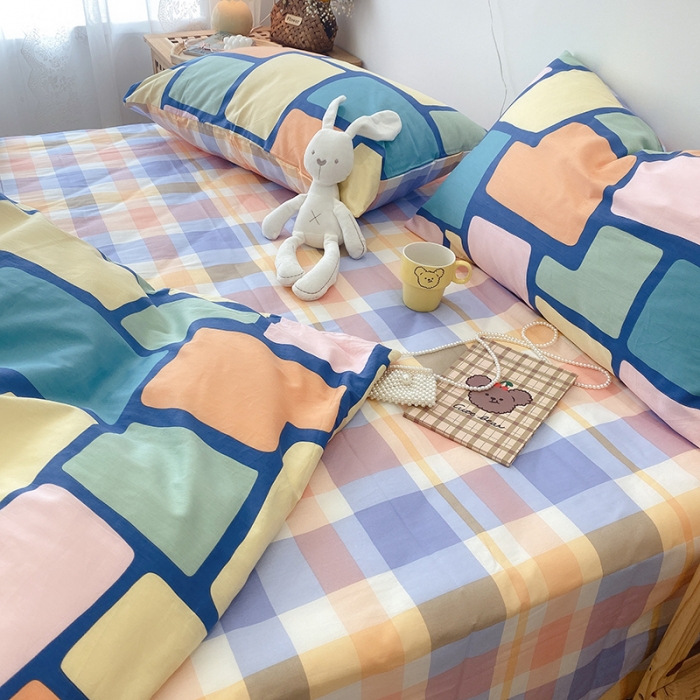 91家纺网 家纺一手货源 找家纺 2022年新款卡通系列全棉印花四件套实拍图直播爆款 彩格拼图