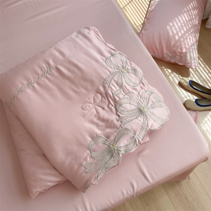 91家纺网 家纺一手货源 找家纺 星野家居 2021新款80s天丝夏被系列 蝴蝶结粉