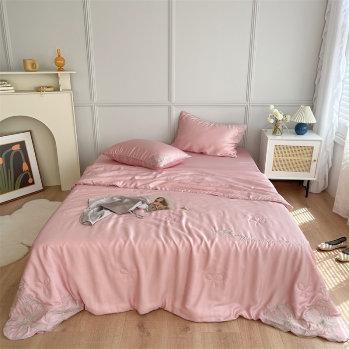 91家纺网 家纺一手货源 找家纺 星野家居 2021新款80s天丝夏被系列 蝴蝶结粉