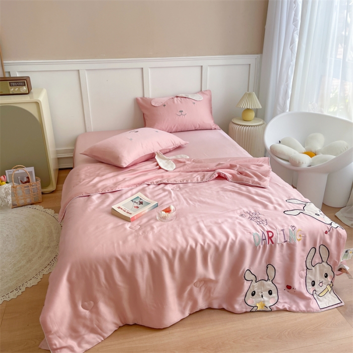 91家纺网 家纺一手货源 找家纺 星野家居 2021新款80s天丝夏被系列 小兔