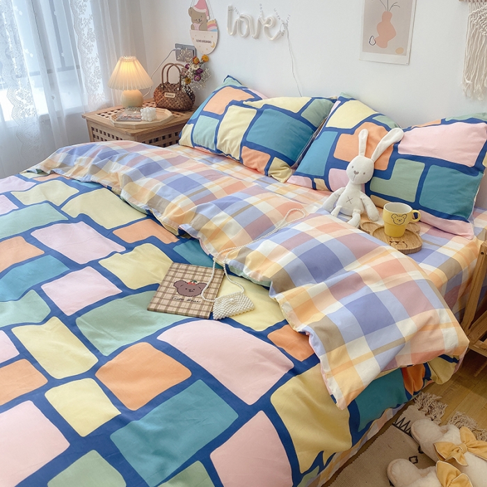 91家纺网 家纺一手货源 找家纺 沐棉家居  2022年新款13070全棉印花四件套直播爆款 彩格拼图