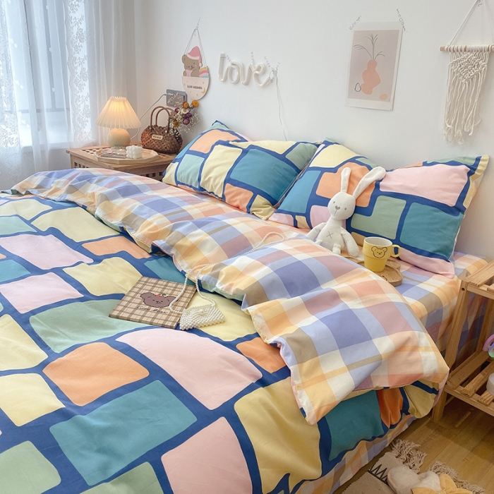 91家纺网 家纺一手货源 找家纺 沐棉家居  2022年新款13070全棉印花四件套直播爆款 彩格拼图