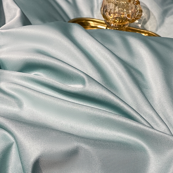 91家纺网 家纺一手货源 找家纺 狂想家 2025新款水洗真丝刺绣四件套-唯爱系列实拍图静谧蓝