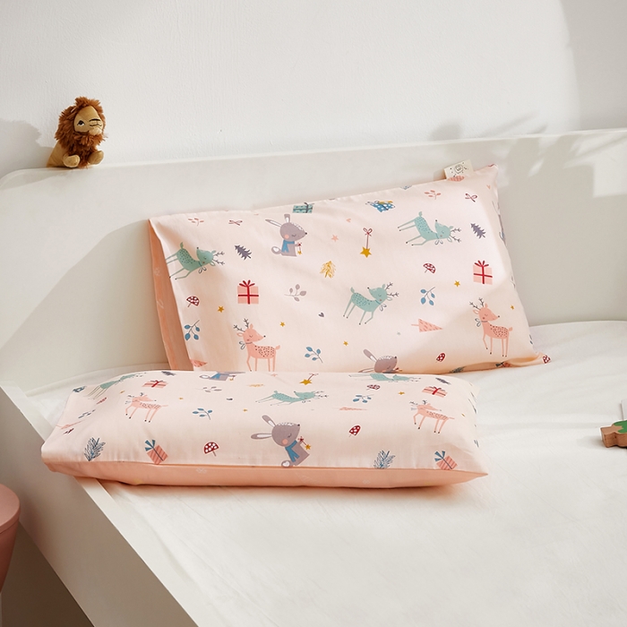 91家纺网 家纺一手货源 找家纺 荷马之梦 童画系列—全棉AB版儿童枕套 节日礼物