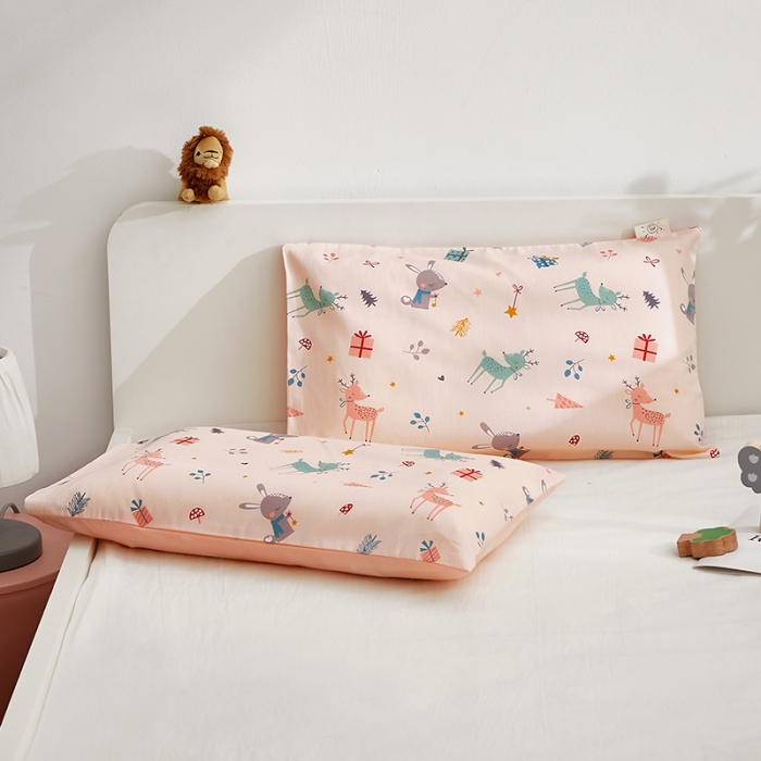 91家纺网 家纺一手货源 找家纺 荷马之梦 童画系列—全棉AB版儿童枕套 节日礼物