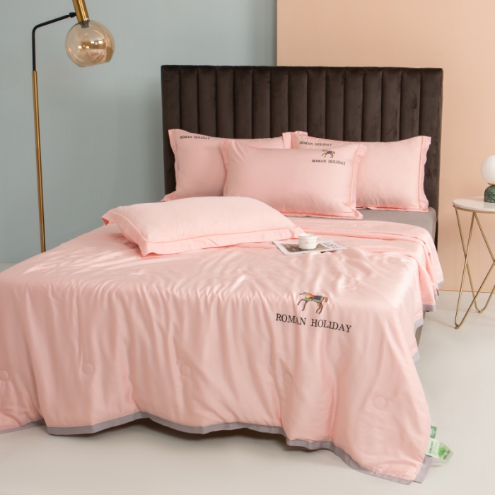 91家纺网 家纺一手货源 找家纺 棉生活 2021新款爱玛系列天丝夏被 樱花粉