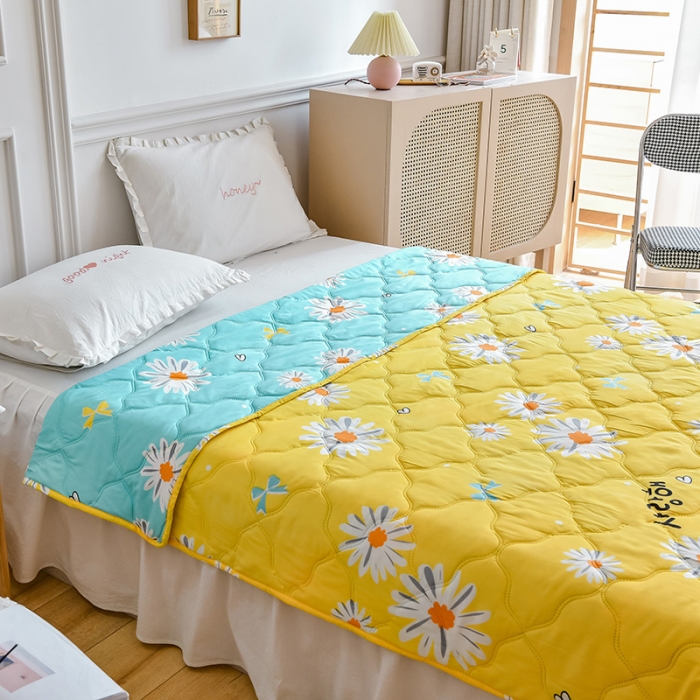 91家纺网 家纺一手货源 找家纺 百花王 2021新款芦荟棉夏凉被 迷迭香菊