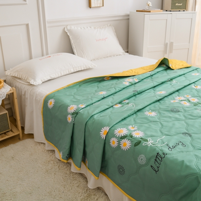 91家纺网 家纺一手货源 找家纺 百花王 2021新款芦荟棉夏凉被 小雏菊