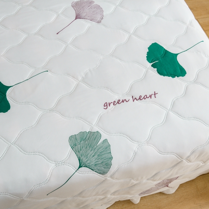 91家纺网 家纺一手货源 找家纺 百花王 2021新款芦荟棉夏凉被 银杏叶