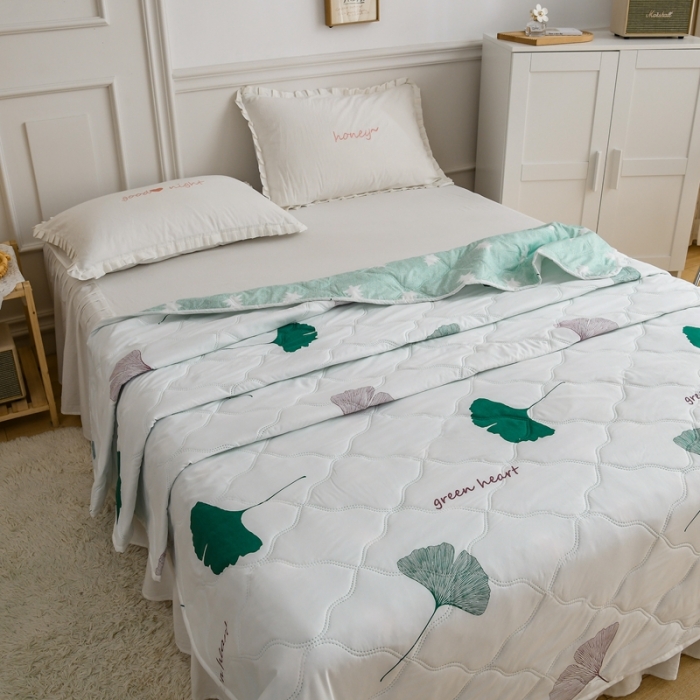 91家纺网 家纺一手货源 找家纺 百花王 2021新款芦荟棉夏凉被 银杏叶