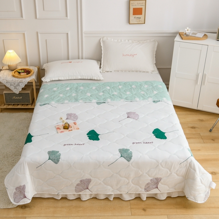 91家纺网 家纺一手货源 找家纺 百花王 2021新款芦荟棉夏凉被 银杏叶