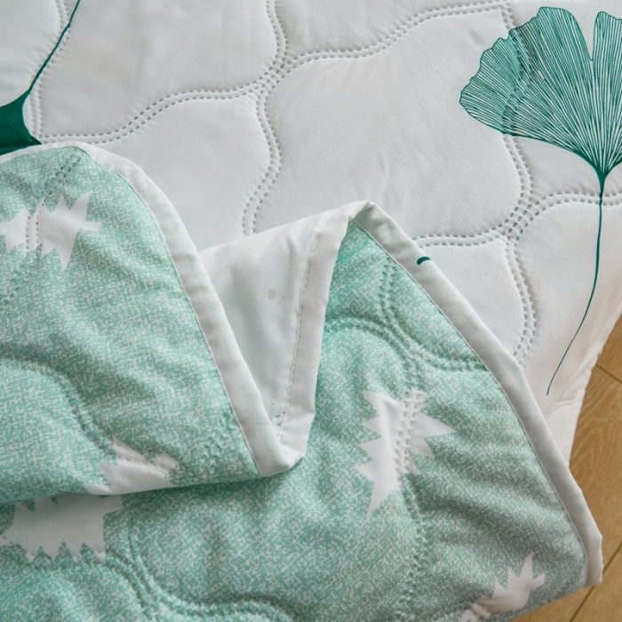 91家纺网 家纺一手货源 找家纺 百花王 2021新款芦荟棉夏凉被 银杏叶