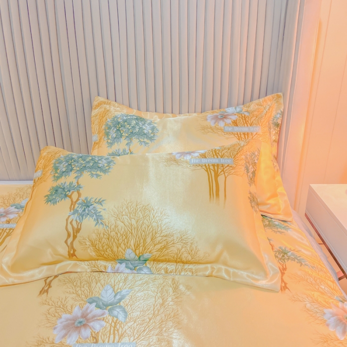 91家纺网 家纺一手货源 找家纺 ds生活馆 凉席冰丝席可水洗冰丝席床裙款冰丝席三件套 梦境黄