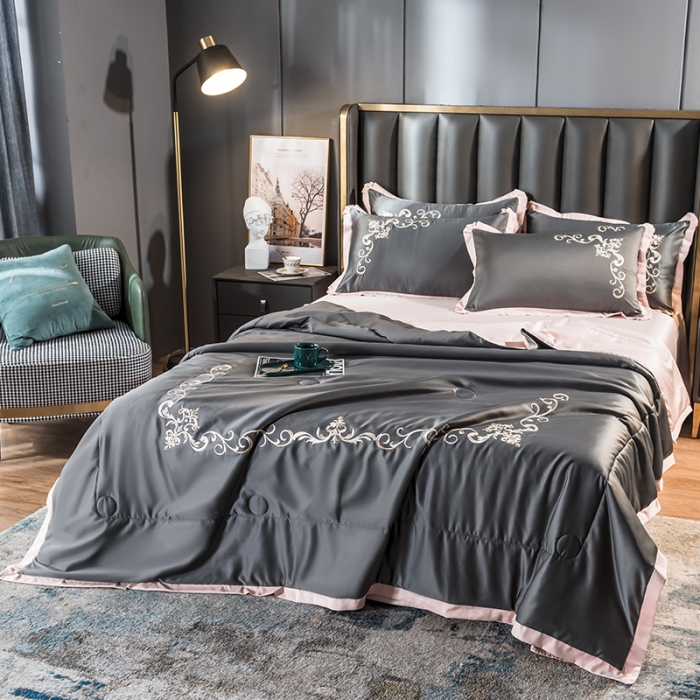 91家纺网 家纺一手货源 找家纺 骏腾 2022新款水洗冰丝夏被四件套水洗真丝天丝艾莎-魅惑黑