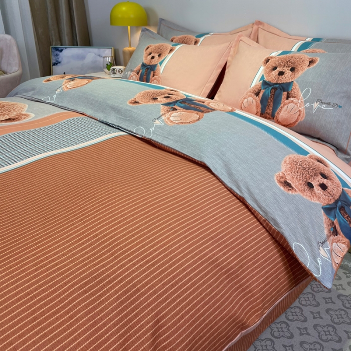 91家纺网 家纺一手货源 找家纺 金爱家 2021新款大版全棉平网卡通四件套 帕布熊