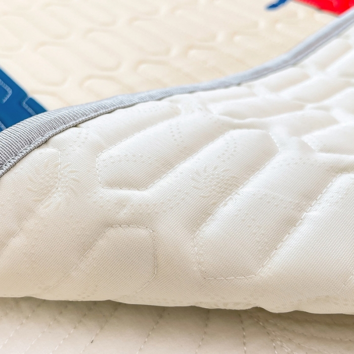 91家纺网 家纺一手货源 找家纺 金爱家 2021新款卡通乳胶凉席三件套 工程车