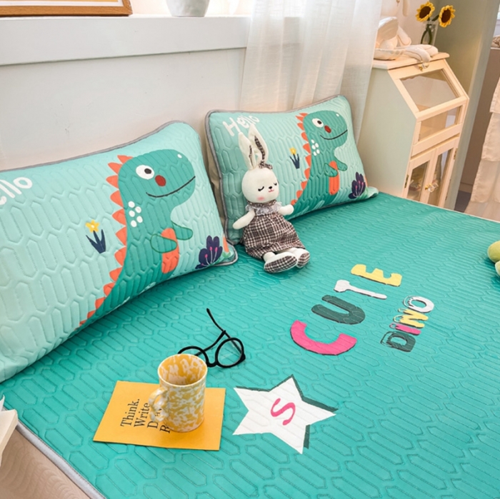 91家纺网 家纺一手货源 找家纺 金爱家 2021新款卡通乳胶凉席三件套 恐龙绿