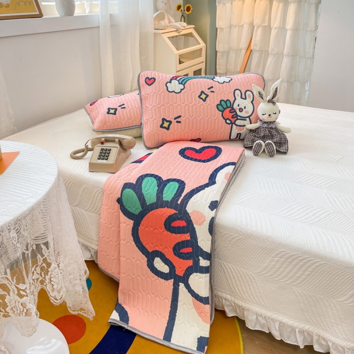 91家纺网 家纺一手货源 找家纺 金爱家 2021新款卡通乳胶凉席三件套 萝卜兔兔