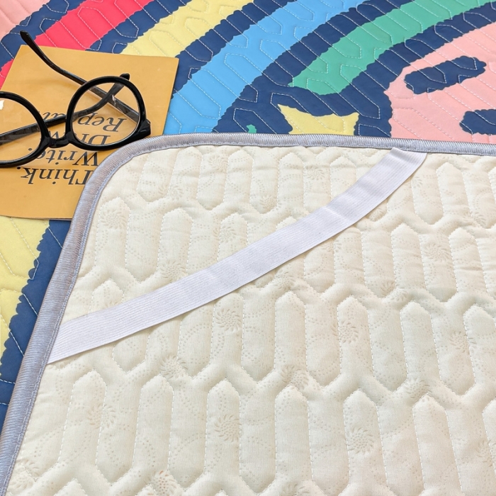 91家纺网 家纺一手货源 找家纺 金爱家 2021新款卡通乳胶凉席三件套 萝卜兔兔