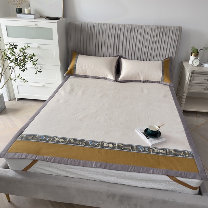 91家纺网 家纺一手货源 找家纺 璞素家居 2021新款简约轻奢风冰丝凉席 米白