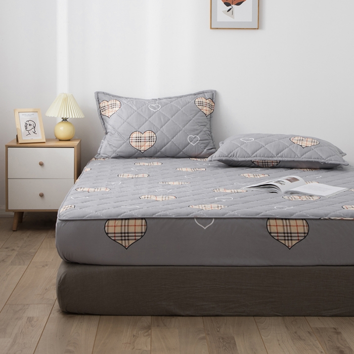 91家纺网 家纺一手货源 找家纺 小米笠 2021新款亲肤磨毛夹棉床笠 爱心格