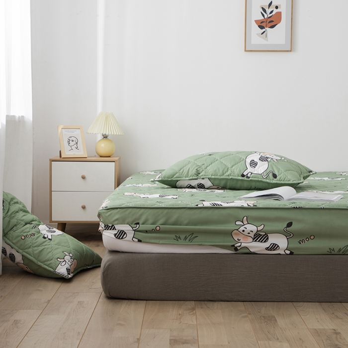 91家纺网 家纺一手货源 找家纺 小米笠 2021新款亲肤磨毛夹棉床笠 青青奶牛