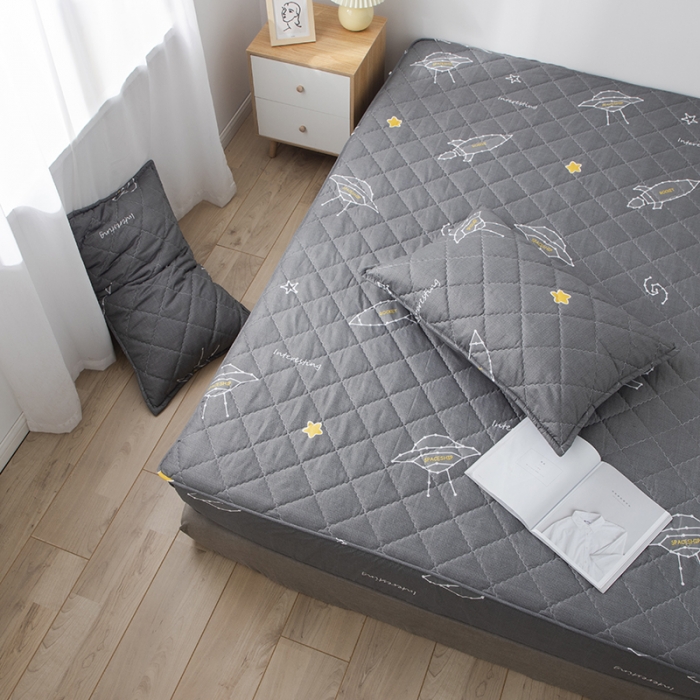 91家纺网 家纺一手货源 找家纺 小米笠 2021新款亲肤磨毛夹棉床笠 太空之旅