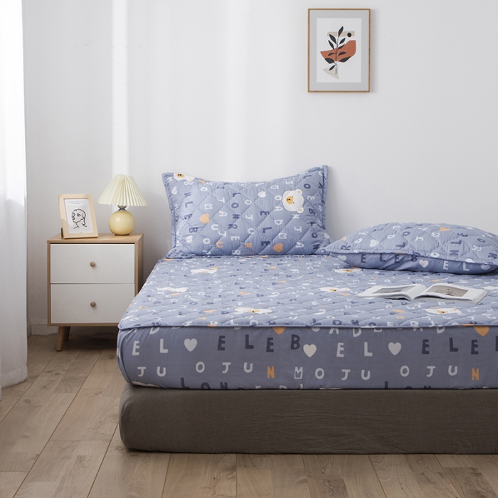 91家纺网 家纺一手货源 找家纺 小米笠 2021新款亲肤磨毛夹棉床笠 字母小熊