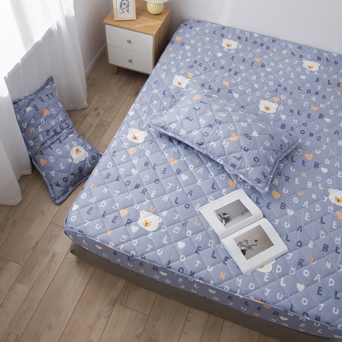 91家纺网 家纺一手货源 找家纺 小米笠 2021新款亲肤磨毛夹棉床笠 字母小熊