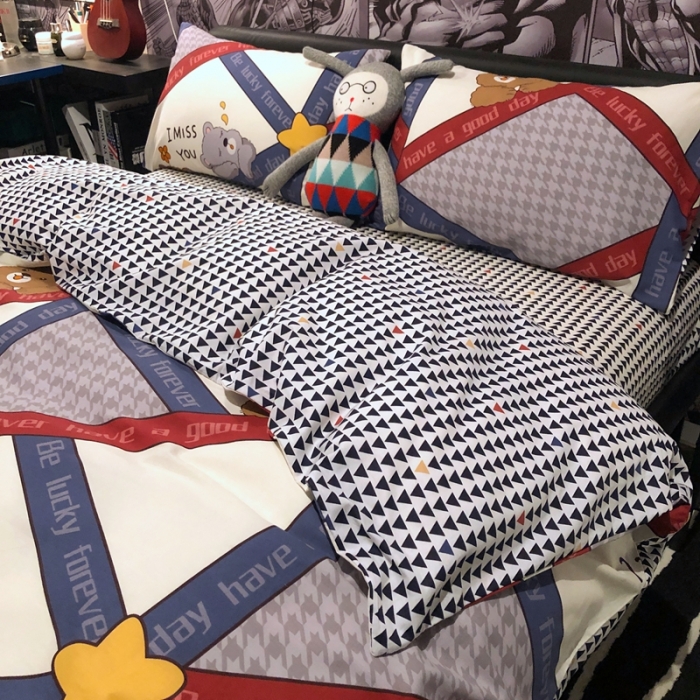 91家纺网 家纺一手货源 找家纺 HL原创 2021新款INS风四件套 花花熊