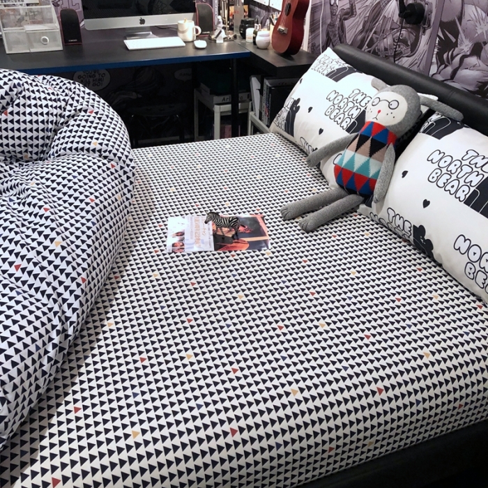 91家纺网 家纺一手货源 找家纺 HL原创 2021新款INS风四件套 卡拉熊