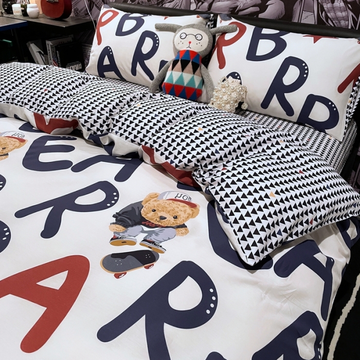 91家纺网 家纺一手货源 找家纺 HL原创 2021新款INS风四件套 字母熊