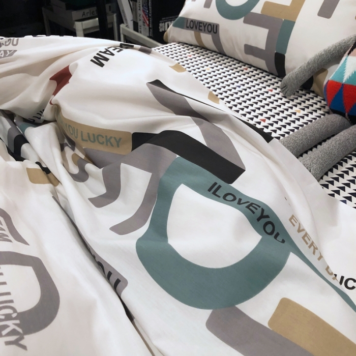 91家纺网 家纺一手货源 找家纺 HL原创 2021新款INS风四件套 字母游戏