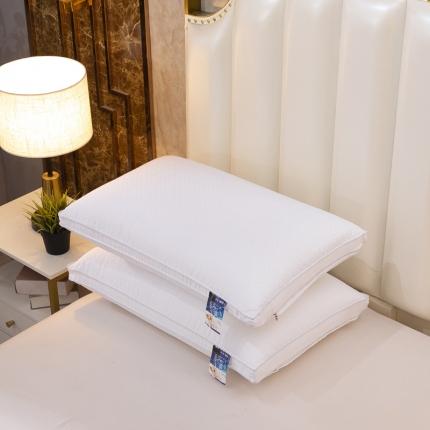 91家纺网 家纺一手货源 找家纺 九州枕芯 全棉绗绣热熔枕