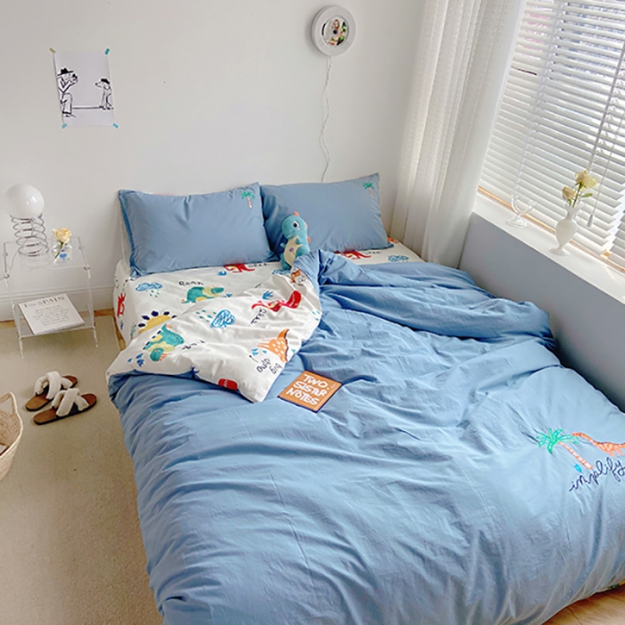 91家纺网 家纺一手货源 找家纺 雅居纺家纺 2022新款全棉水洗棉绣花四件套 丛林恐龙