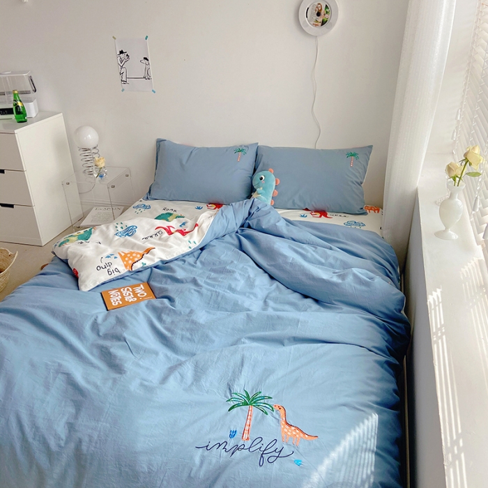 91家纺网 家纺一手货源 找家纺 雅居纺家纺 2022新款全棉水洗棉绣花四件套 丛林恐龙